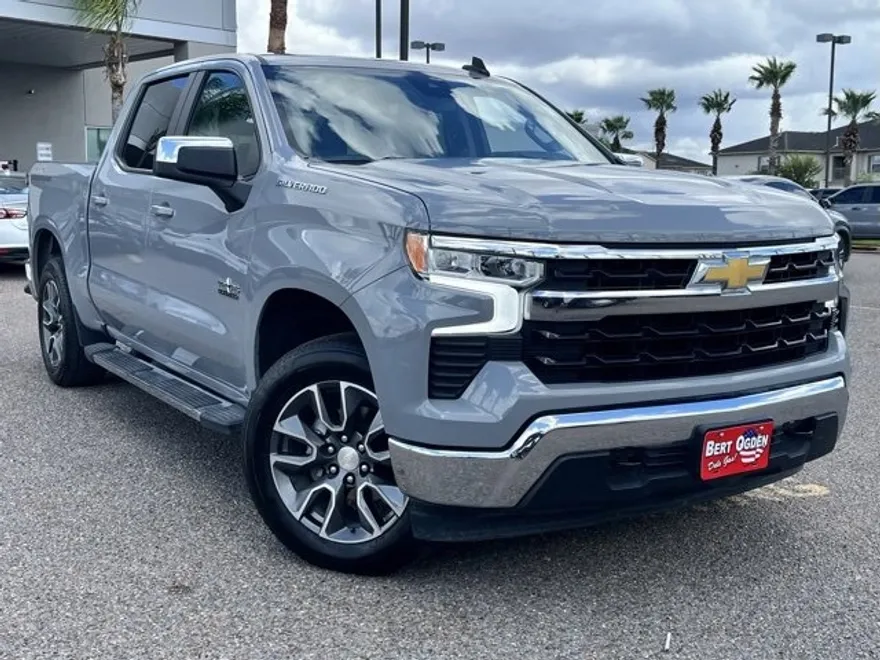 2024 Chevrolet Silverado 1500 LT photo 1