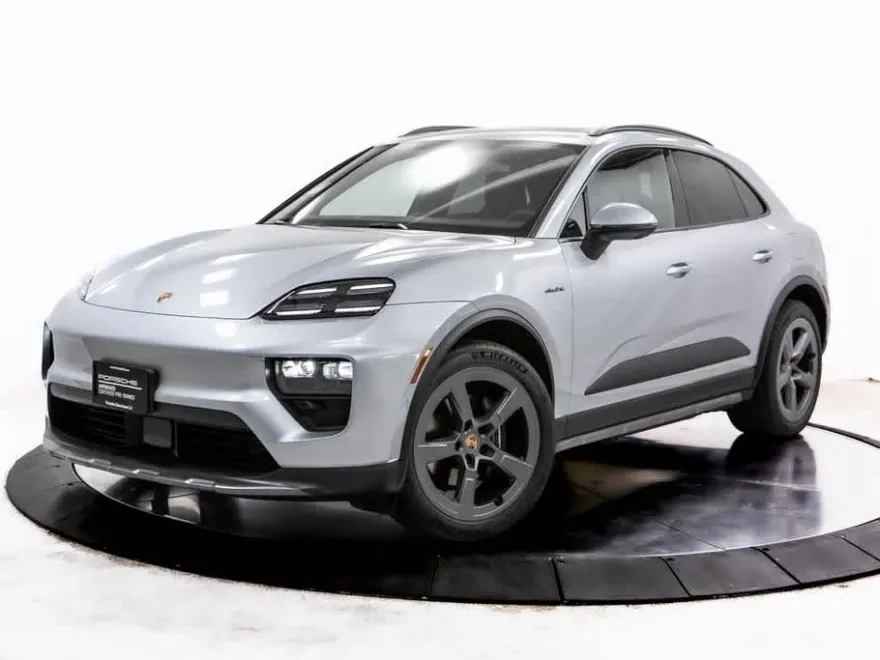 2025 Porsche Macan Electric photo 1