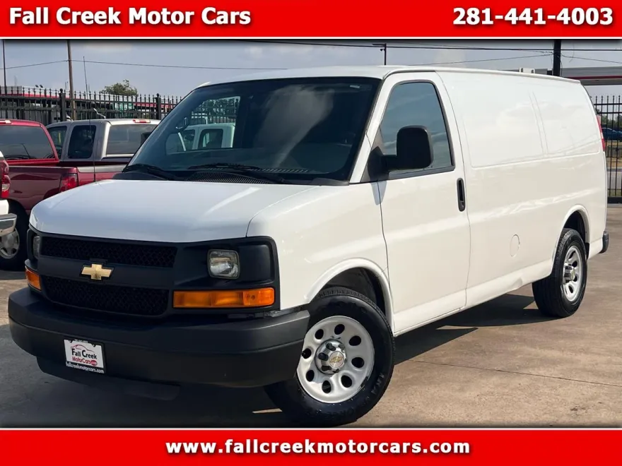 2012 Chevrolet Express 1500 Cargo photo 1