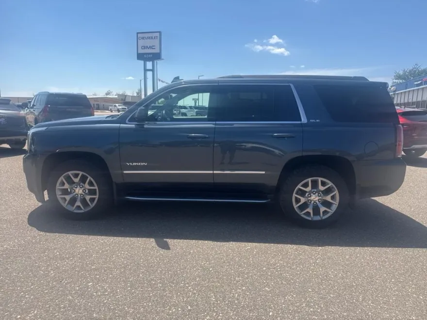 2020 Gmc Yukon 1500 SLE photo 1