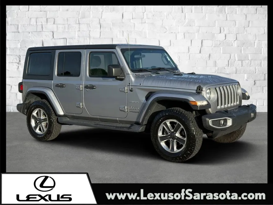 2020 Jeep Wrangler Unlimited Sahara photo 1