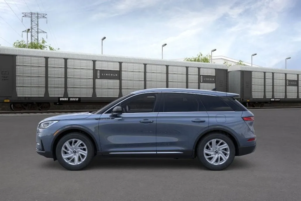 2025 Lincoln Corsair Premiere photo 1