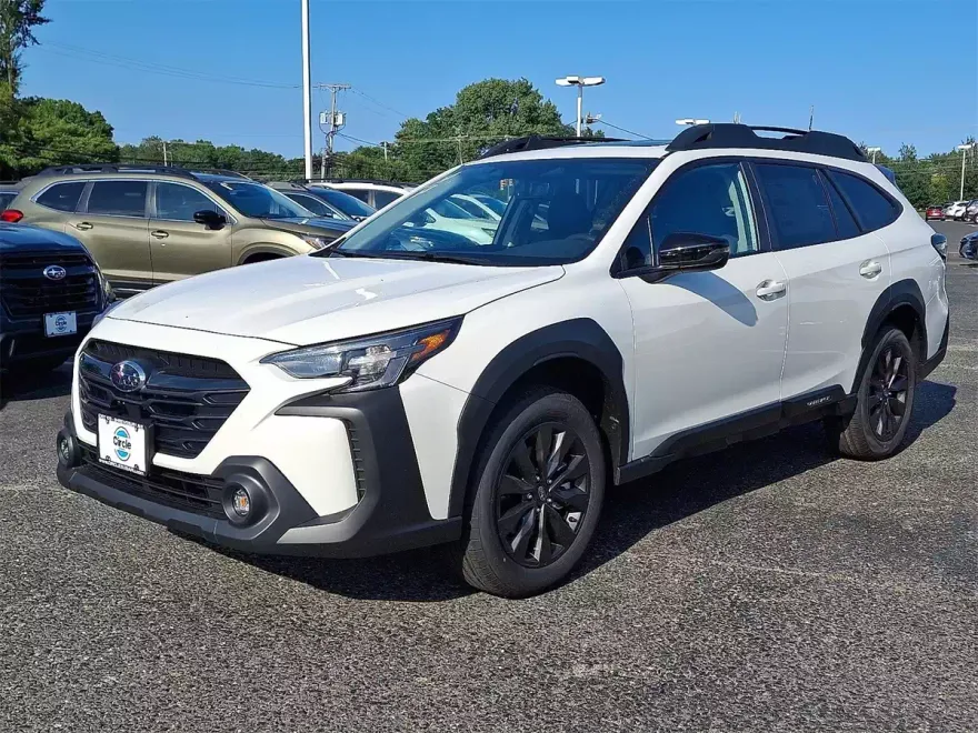 2025 Subaru Outback Onyx Edition photo 1