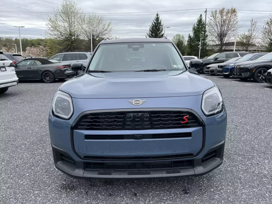 2025 Mini Cooper S ALL4 photo 1