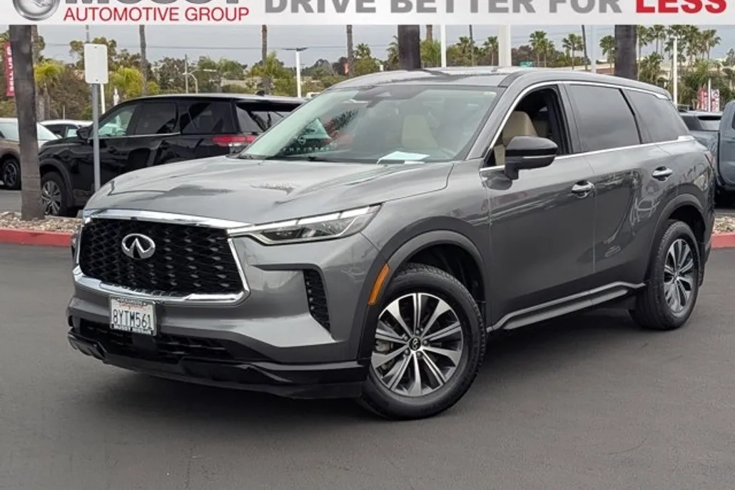 2022 Infiniti QX60 Luxe photo 1
