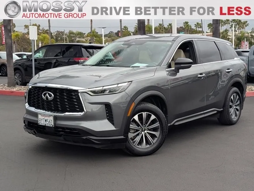 2022 Infiniti QX60 Luxe photo 1