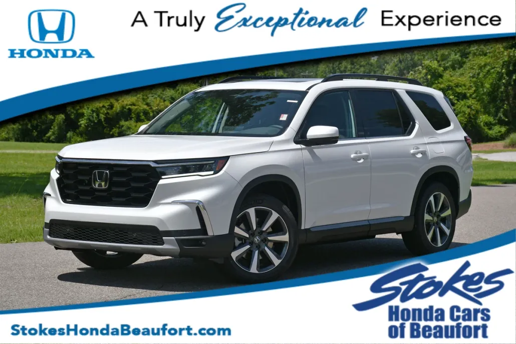 2025 Honda Pilot Touring photo 1