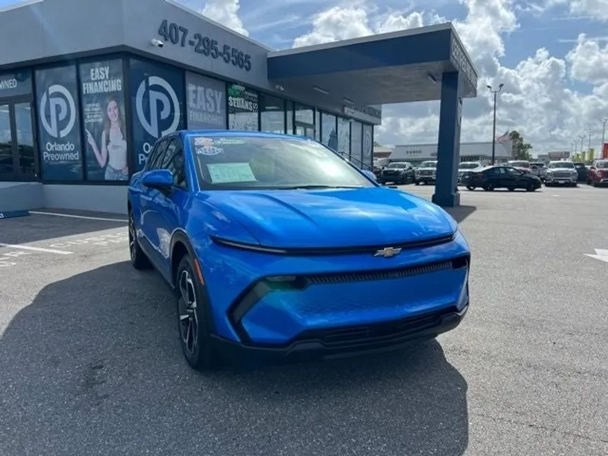 2025 Chevrolet Equinox EV 1LT photo 1