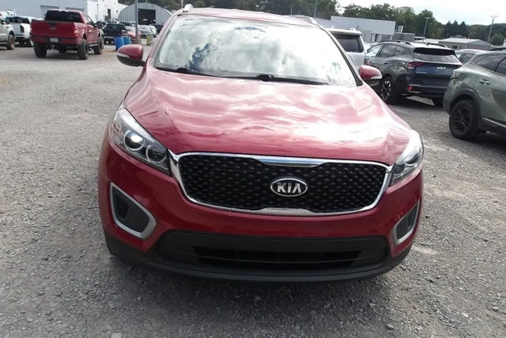 2016 Kia Sorento LX photo 1