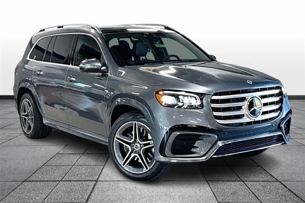 2025 Mercedes Benz GLS 450 4MATIC photo 1