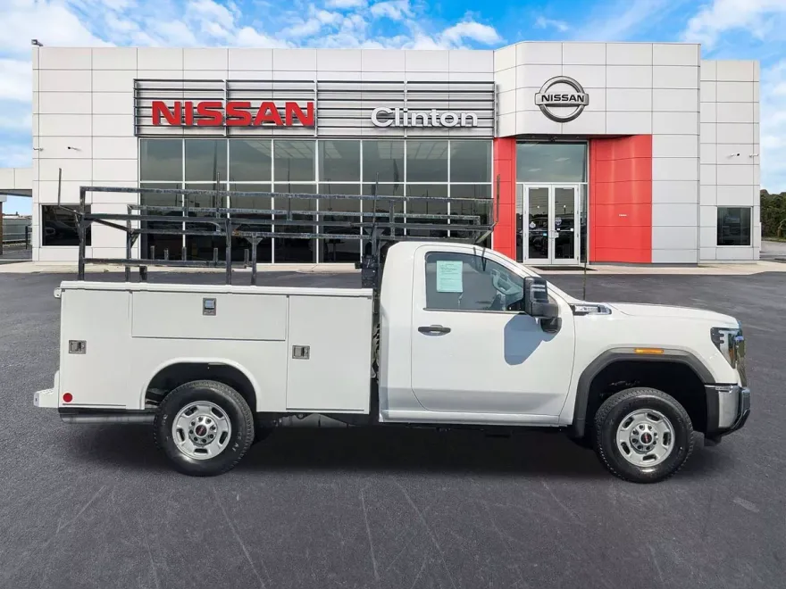 2024 Gmc Sierra 2500 HD Pro photo 1