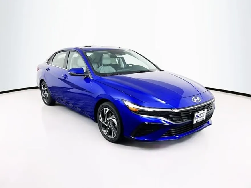 2025 Hyundai Elantra Hybrid Limited photo 1
