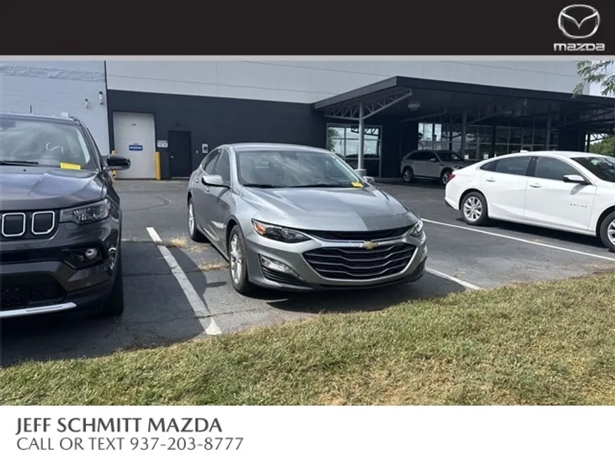 2024 Chevrolet Malibu 1LT photo 1