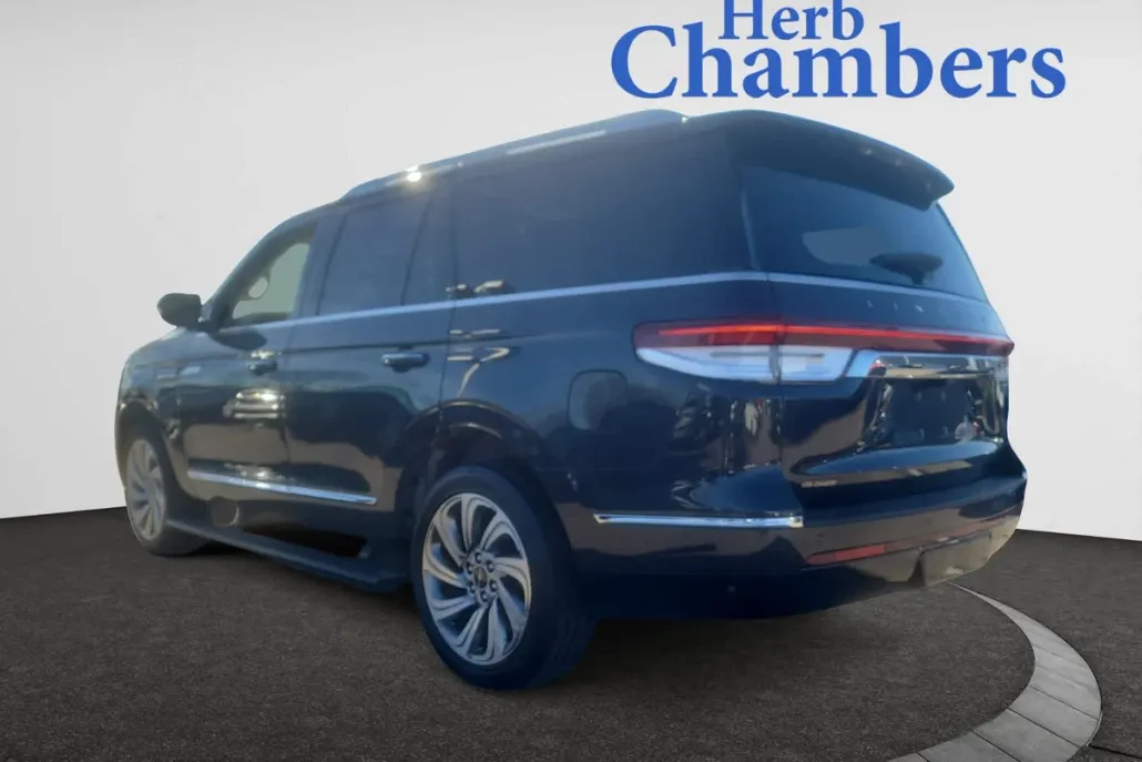 2023 Lincoln Navigator Reserve photo 1