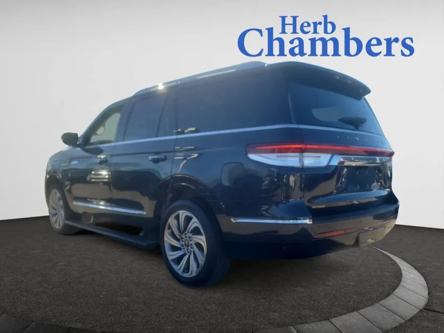 2023 Lincoln Navigator Reserve photo 1