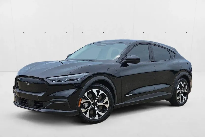 2025 Ford Mustang Mach-E Select photo 1