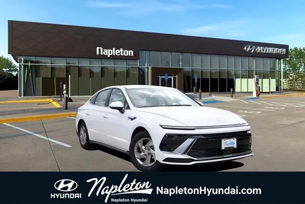 2025 Hyundai Sonata SE photo 1