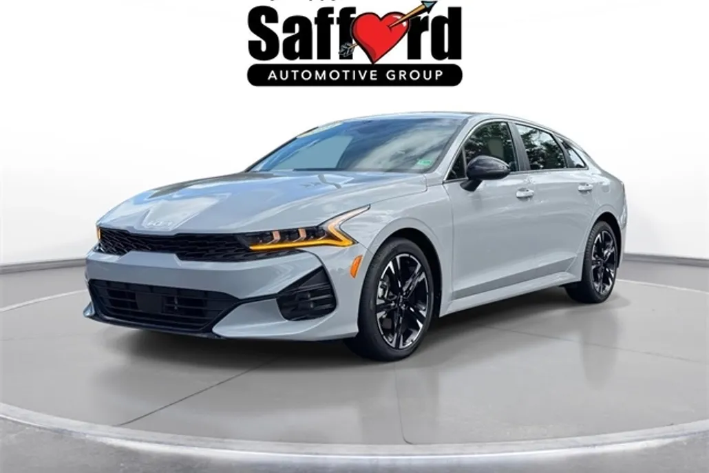 2024 Kia K5 GT-Line photo 1