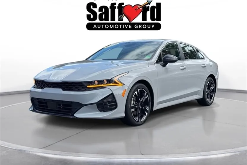2024 Kia K5 GT-Line photo 1