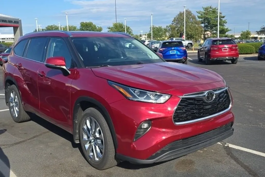 2020 Toyota Highlander Limited photo 1