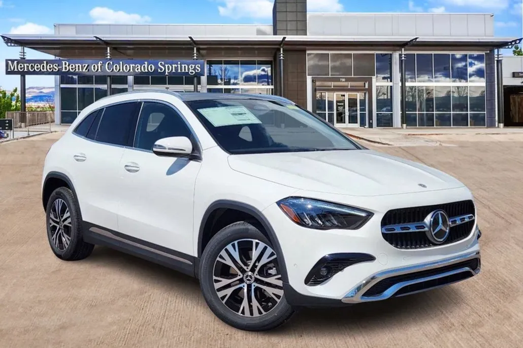 2025 Mercedes Benz GLA 250 4MATIC photo 1