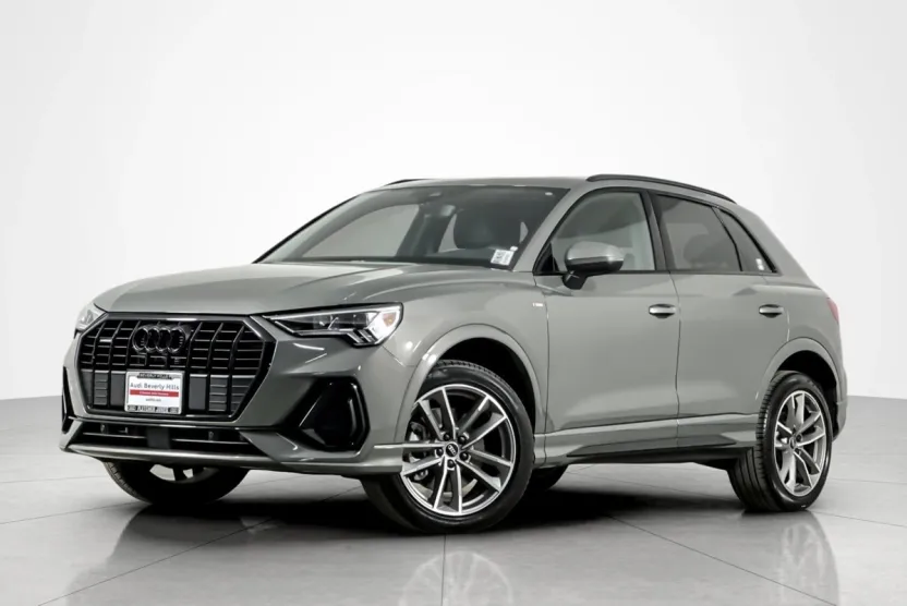 2025 Audi Q3 S line Premium 45 TFSI photo 1