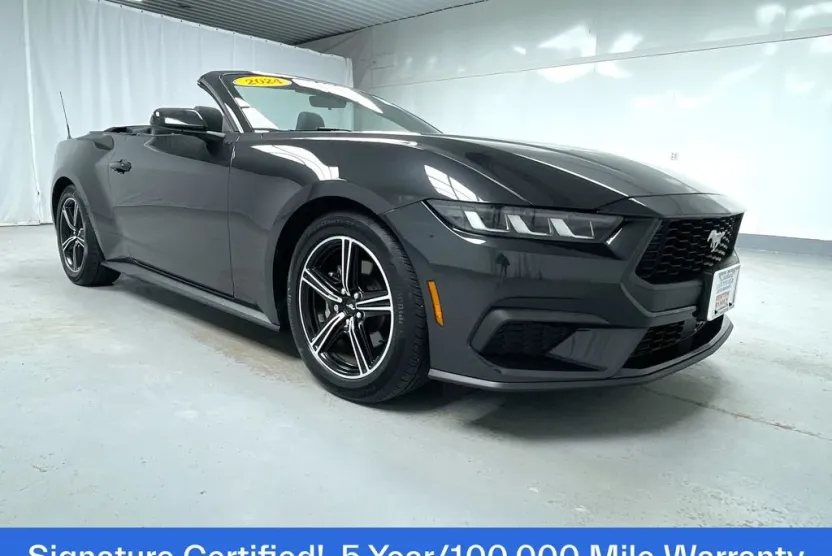2024 Ford Mustang EcoBoost photo 1