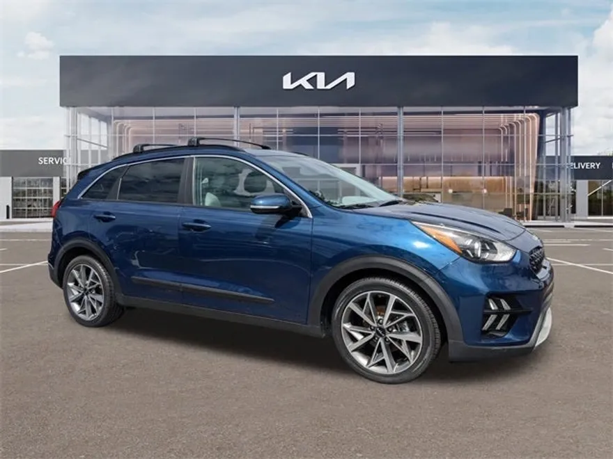 2022 Kia Niro Touring Special Edition photo 1