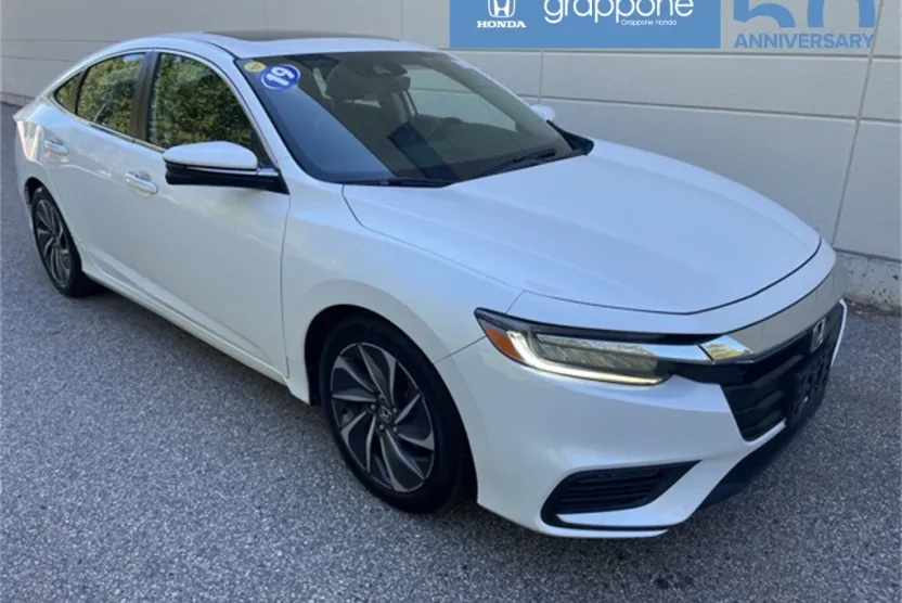 2019 Honda Insight Touring photo 1