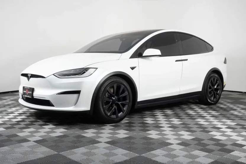 2022 Tesla Model X photo 1