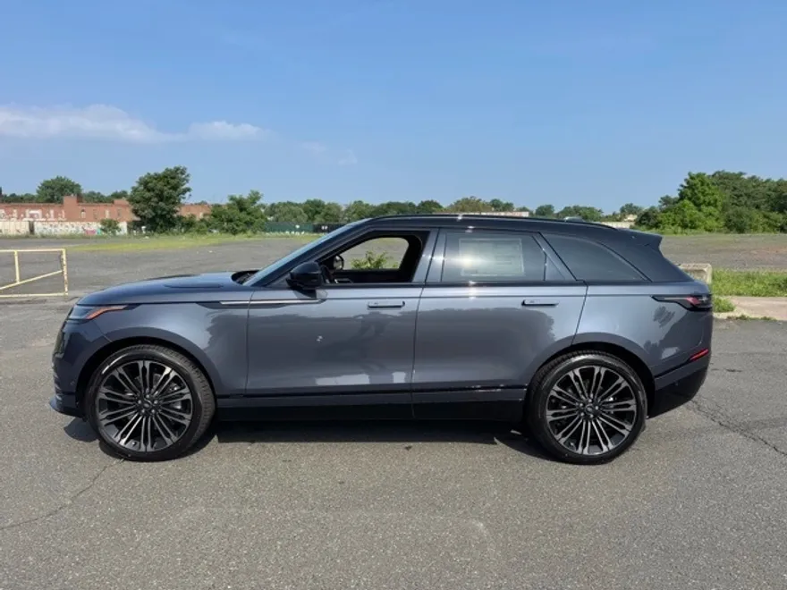 2026 Land Rover Range Rover Velar P400 Autobiography photo 1