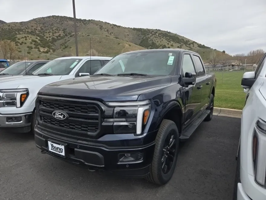 2025 Ford F-150 Lariat photo 1