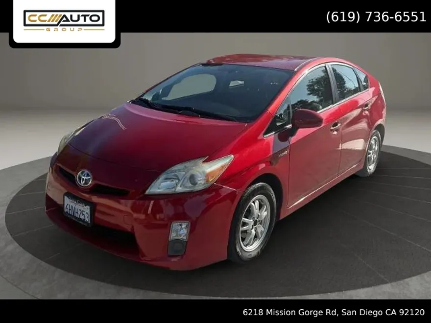 2010 Toyota Prius Four photo 1