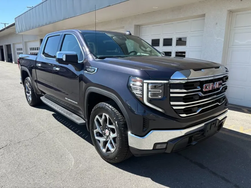 2023 Gmc Sierra 1500 SLT photo 1