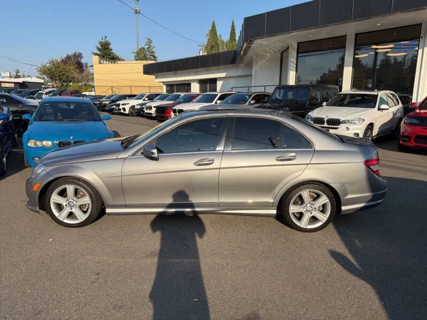 2011 Mercedes Benz C 300 Sport photo 1