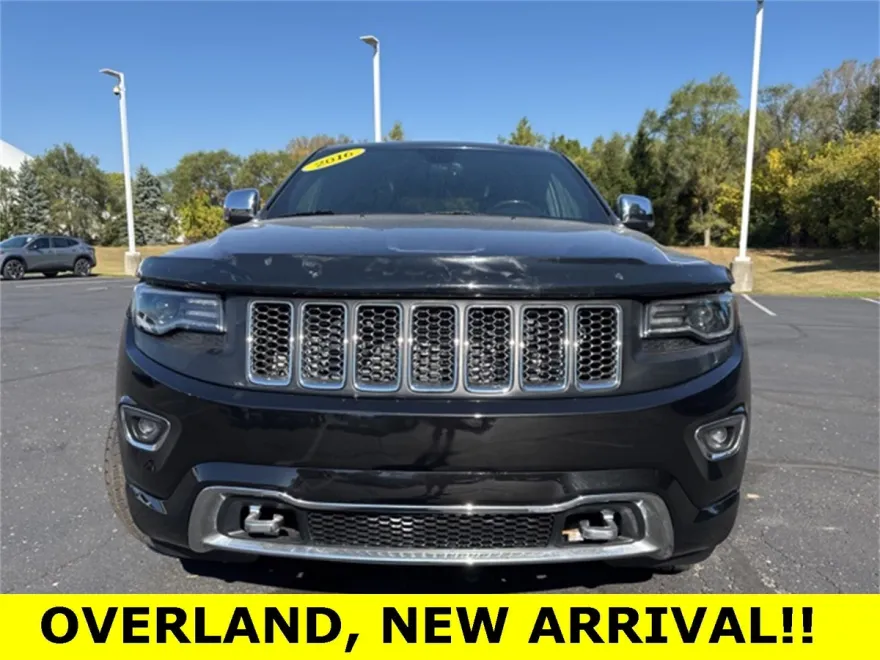 2016 Jeep Grand Cherokee Overland photo 1