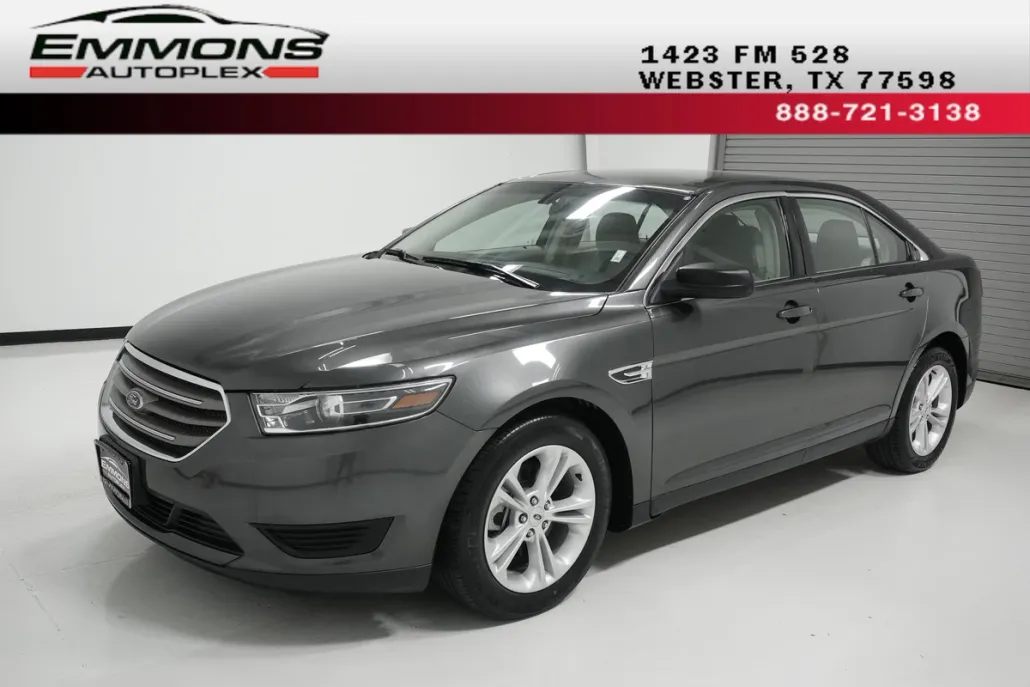 2018 Ford Taurus SE photo 1
