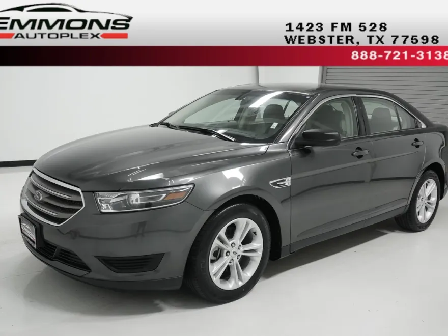 2018 Ford Taurus SE photo 1