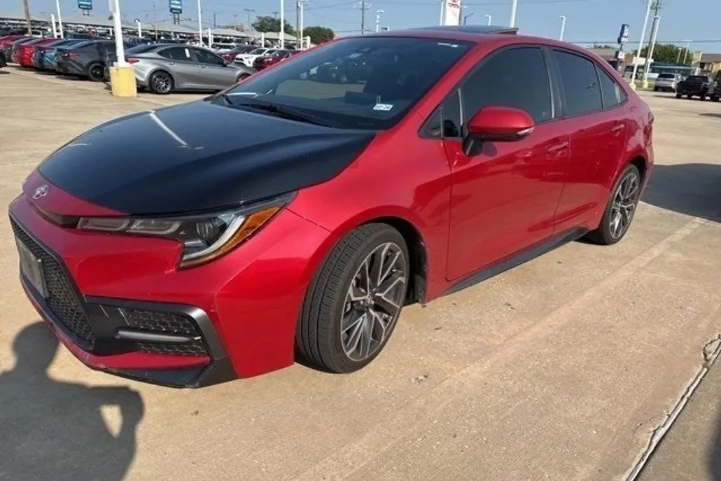 2020 Toyota Corolla SE photo 1