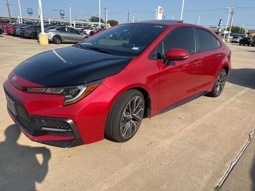 2020 Toyota Corolla SE photo 1