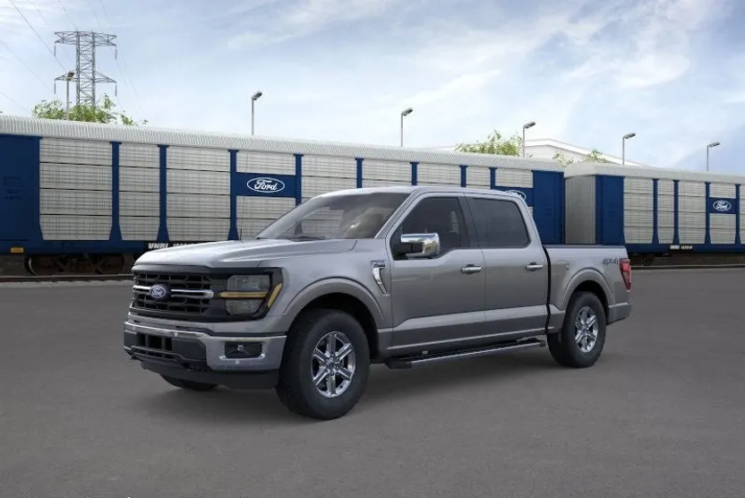 2025 Ford F-150 XLT photo 1