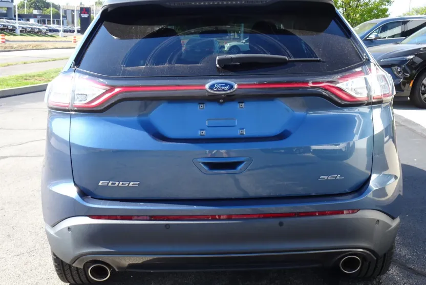 2018 Ford Edge SEL photo 1