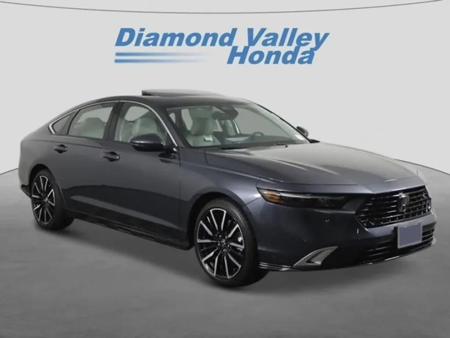 2025 Honda Accord Hybrid Touring photo 1