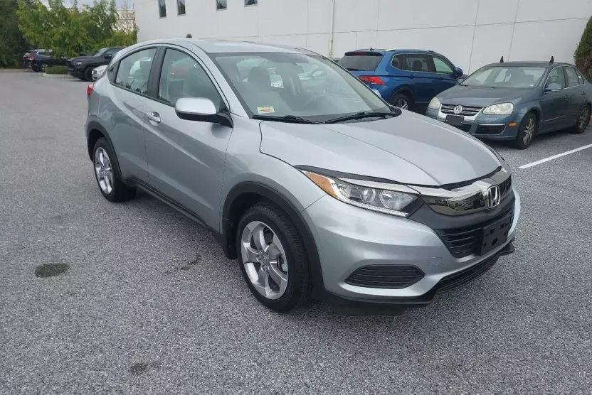 2019 Honda HR-V LX photo 1