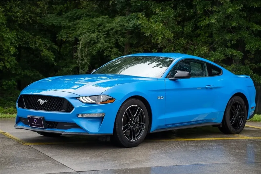 2023 Ford Mustang GT photo 1