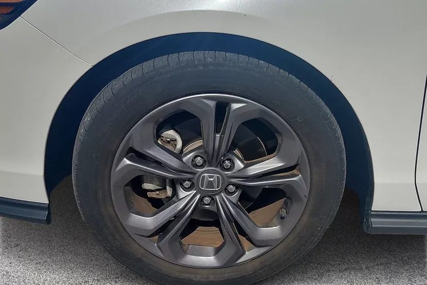 2023 Honda Accord EX photo 1