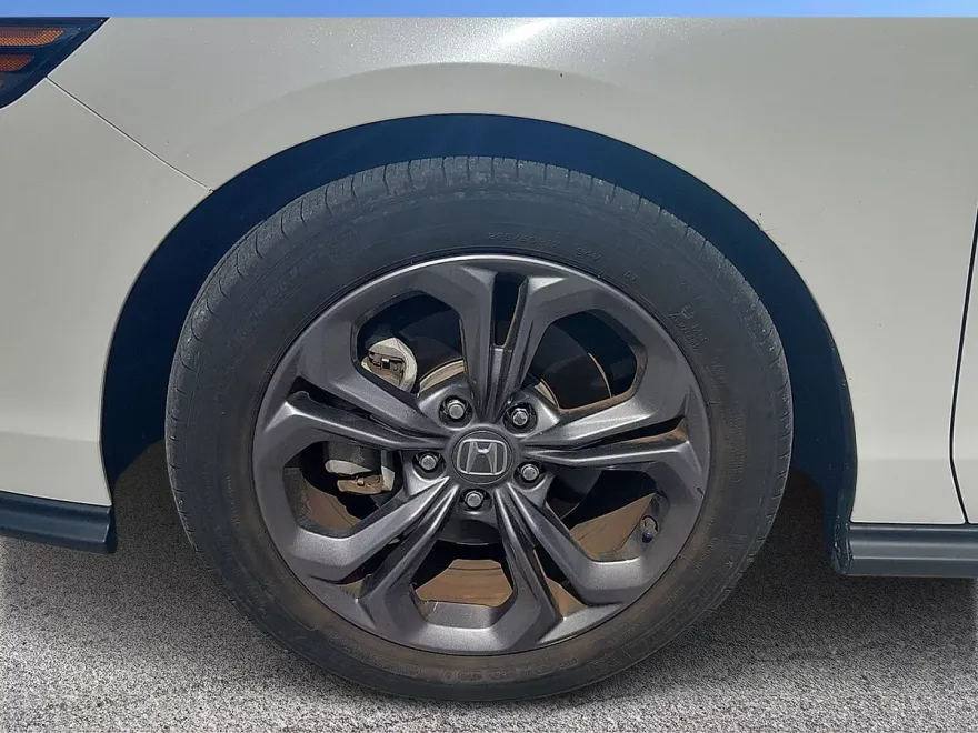 2023 Honda Accord EX photo 1