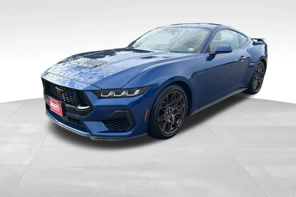 2024 Ford Mustang GT Premium photo 1