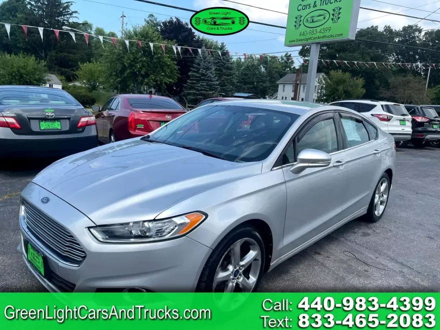2013 Ford Fusion SE photo 1