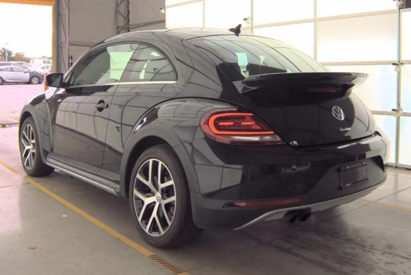 2018 Volkswagen Beetle Dune Sport Turbo photo 1